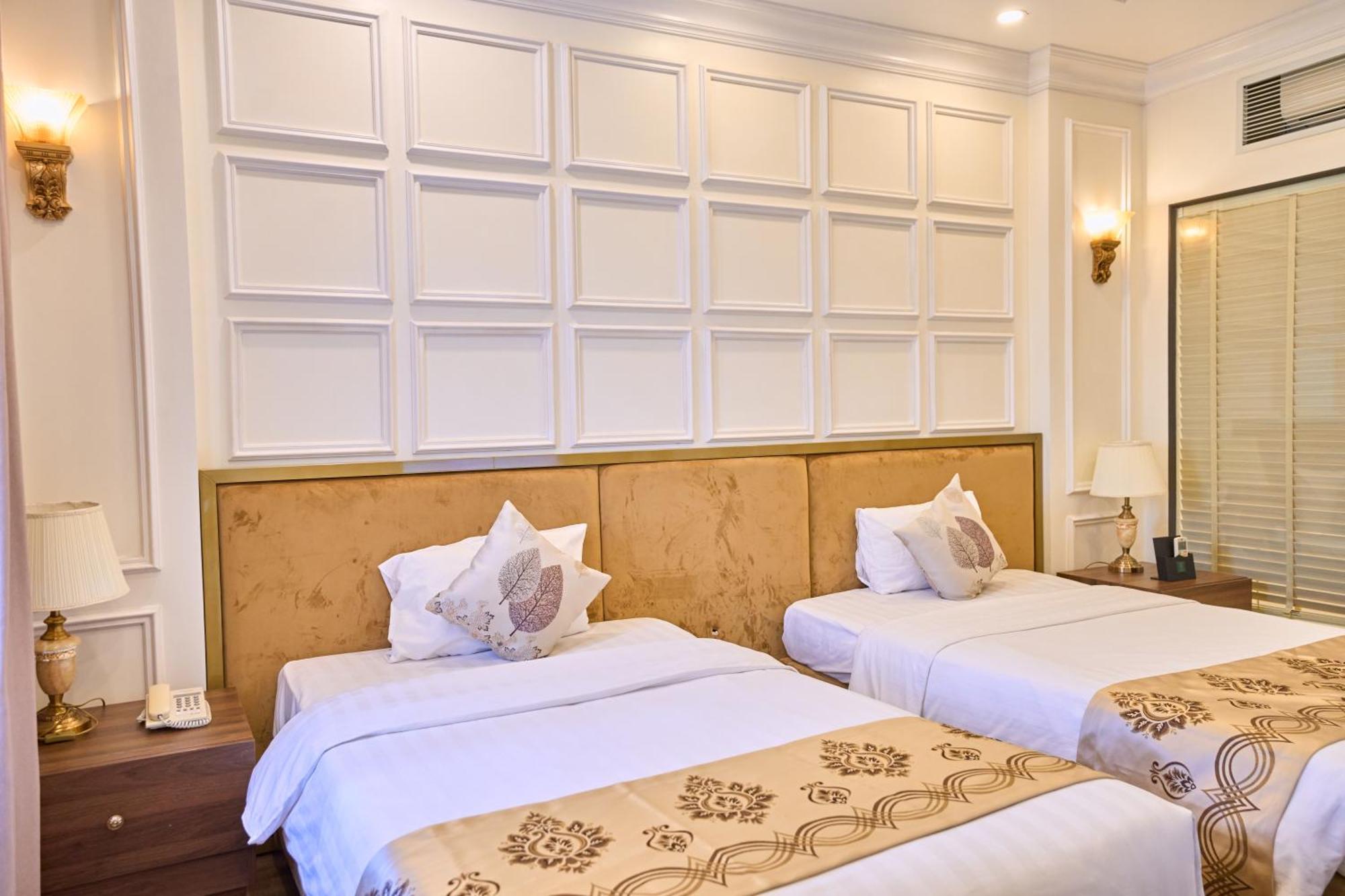 Le Haute Hotel Hai Phong Buitenkant foto