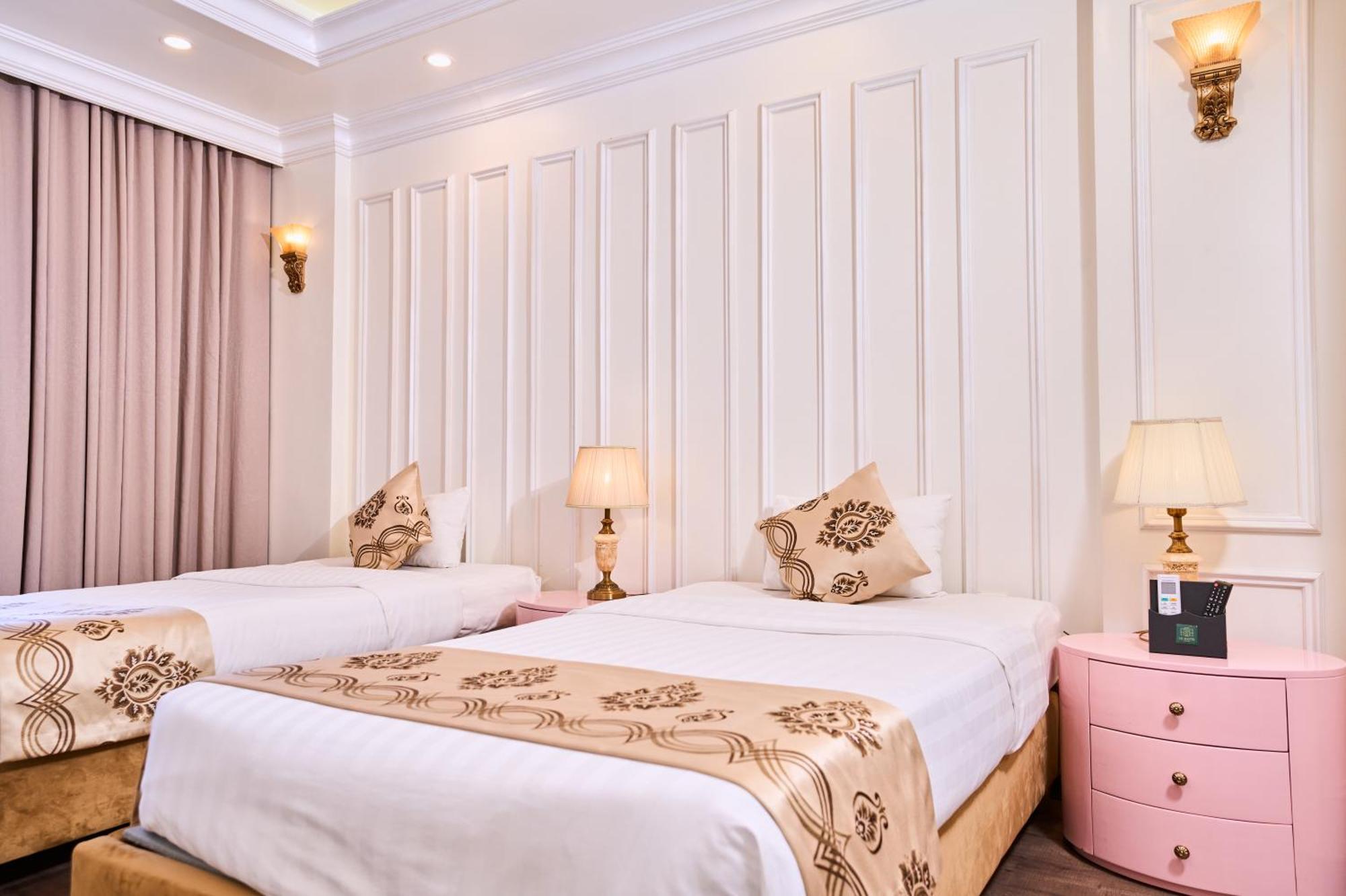 Le Haute Hotel Hai Phong Buitenkant foto