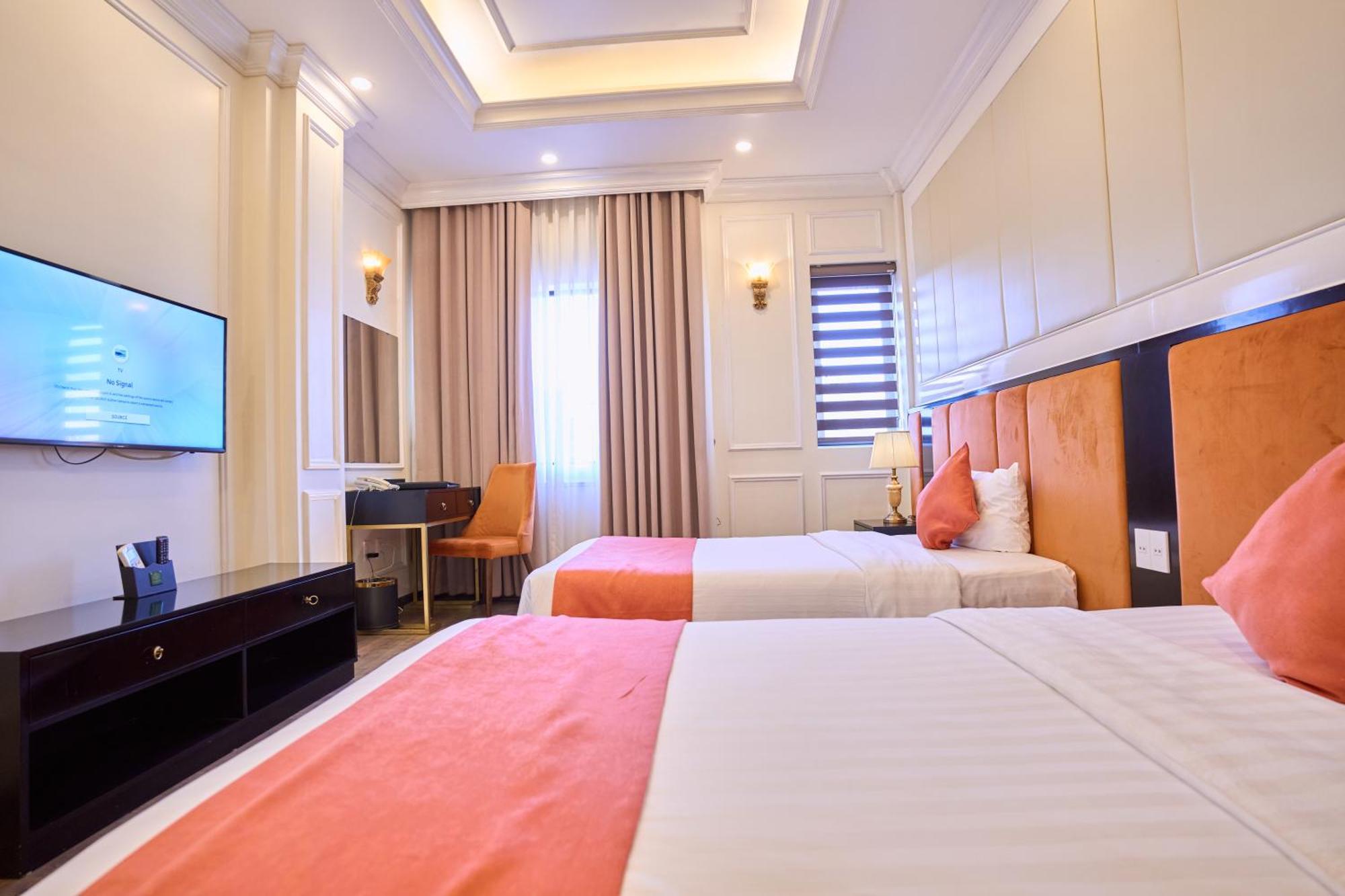 Le Haute Hotel Hai Phong Buitenkant foto