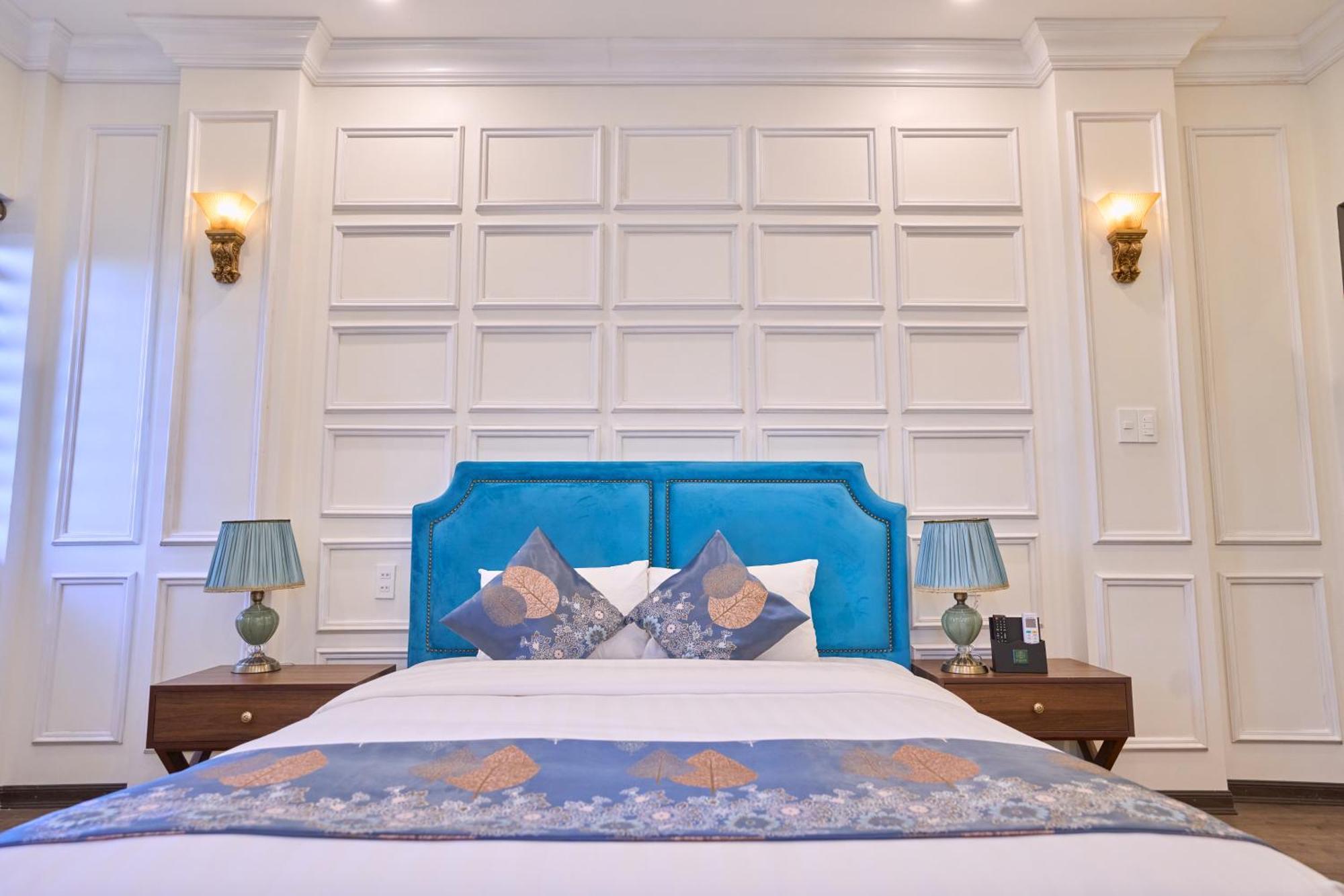 Le Haute Hotel Hai Phong Buitenkant foto
